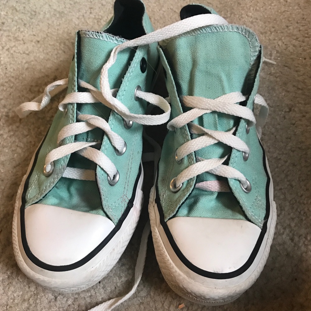 Converse low top shoes